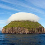 cloud_hat.jpg