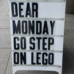 dear_monday.jpg
