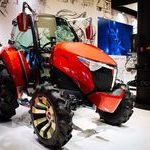 futuristic_tractor.jpg