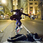 heath_ledger_skates_over_batman.jpg