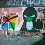linuxonthewall.jpg