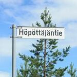 omituinen_höpöttäjäntie.jpg