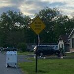 sign_053.jpg